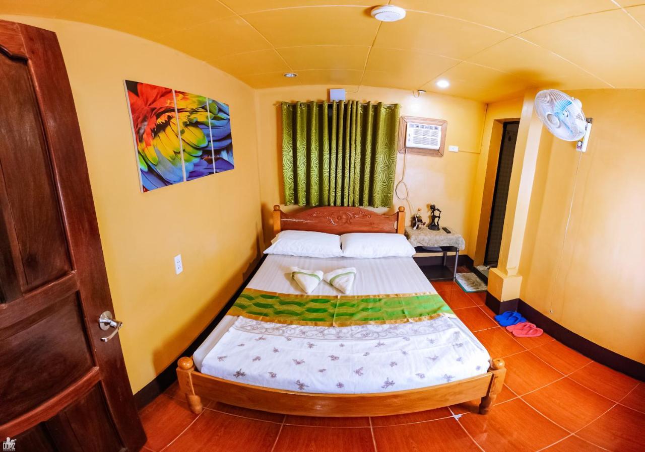 Apo Pension House Coron Buitenkant foto
