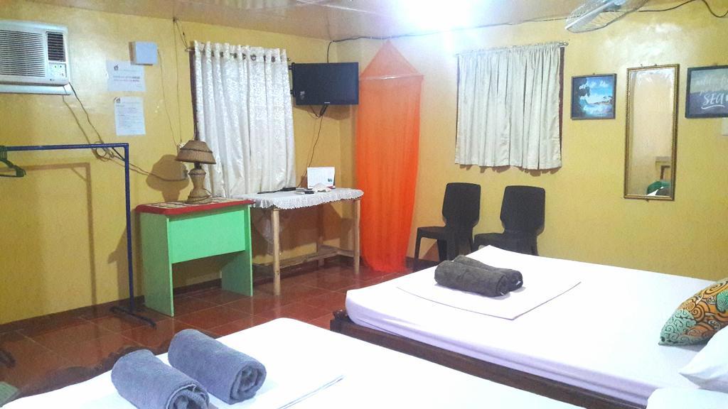 Apo Pension House Coron Buitenkant foto