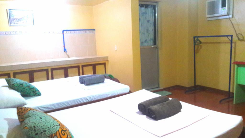 Apo Pension House Coron Buitenkant foto